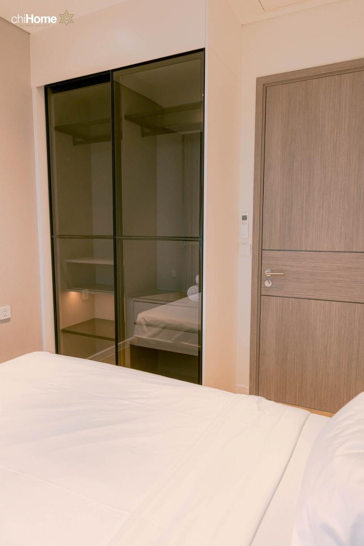 The Opera - Level 22 Skyline Riverview Cbd 78m2 *